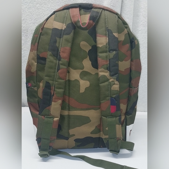Herschel Supply Company LA Clippers Green Camo Backpack with Logo - Picture 2 of 7